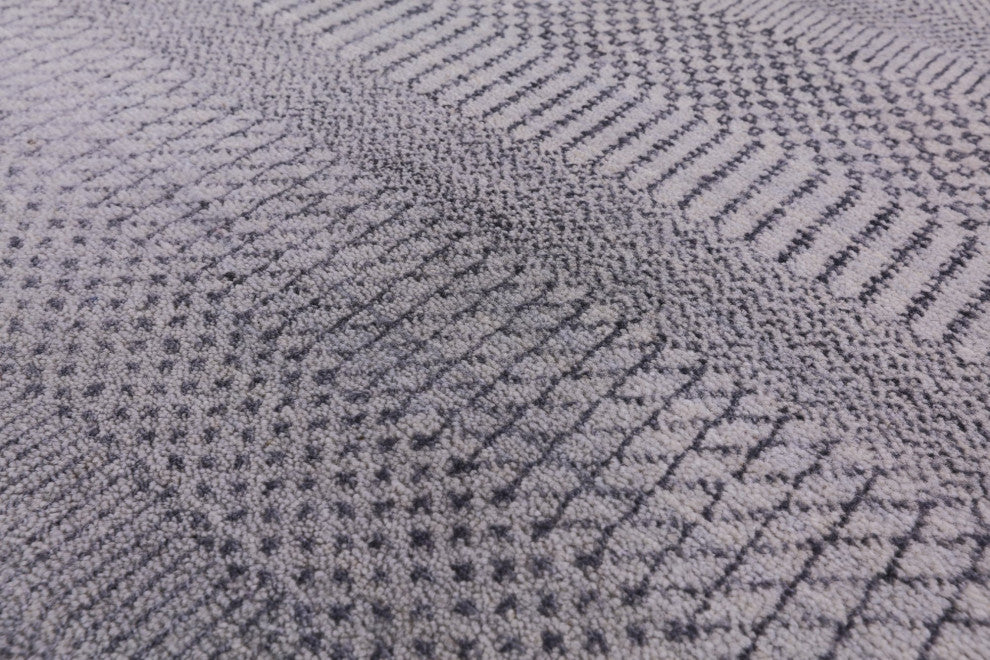 8' 1" X 10' 1" Savannah Gabbeh Wool and Silk Area Rug Q4549