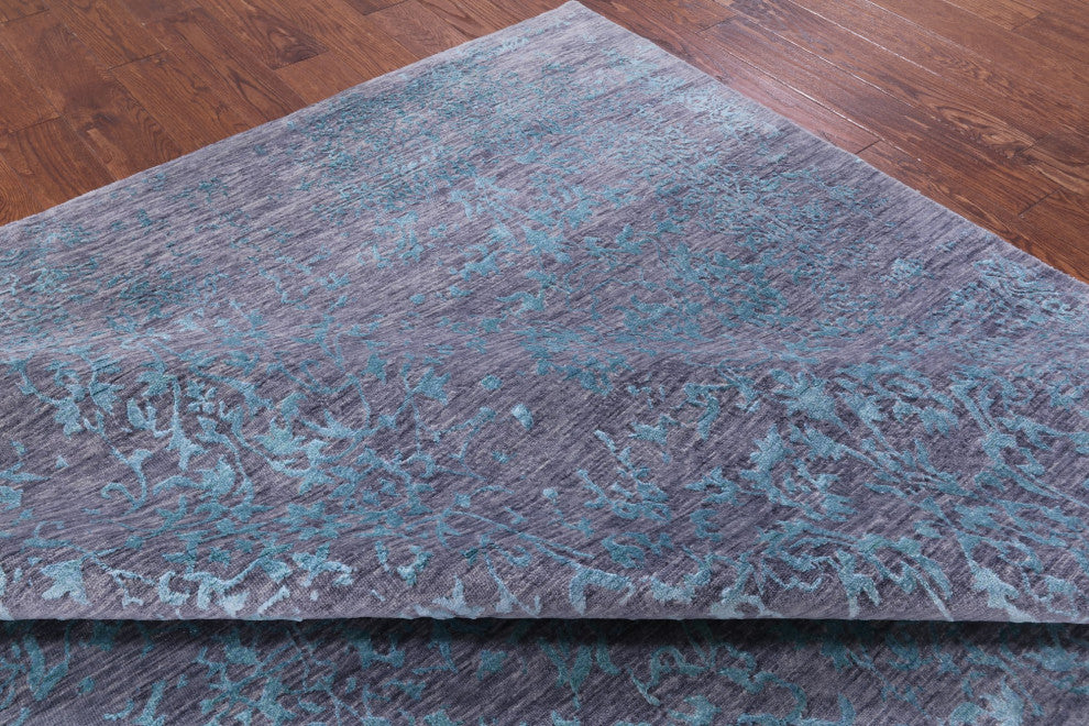 Wool and Silk Persian Hand Knotted Rug 7' 11" X 9' 11" Q6939