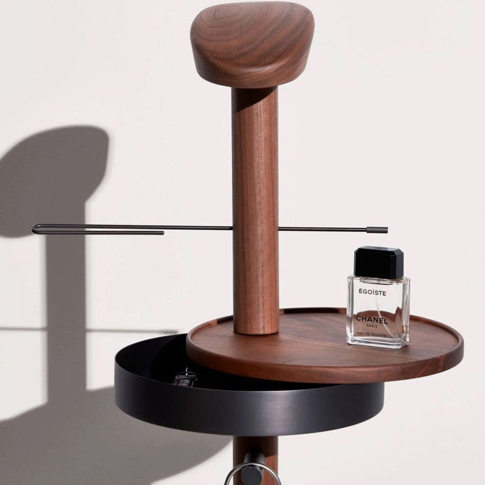Nomon Galan Men Valet Stand, Walnut Hanger, Natural Wood, Polished/Brass