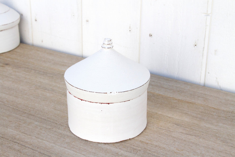 Alwar Aged White Box