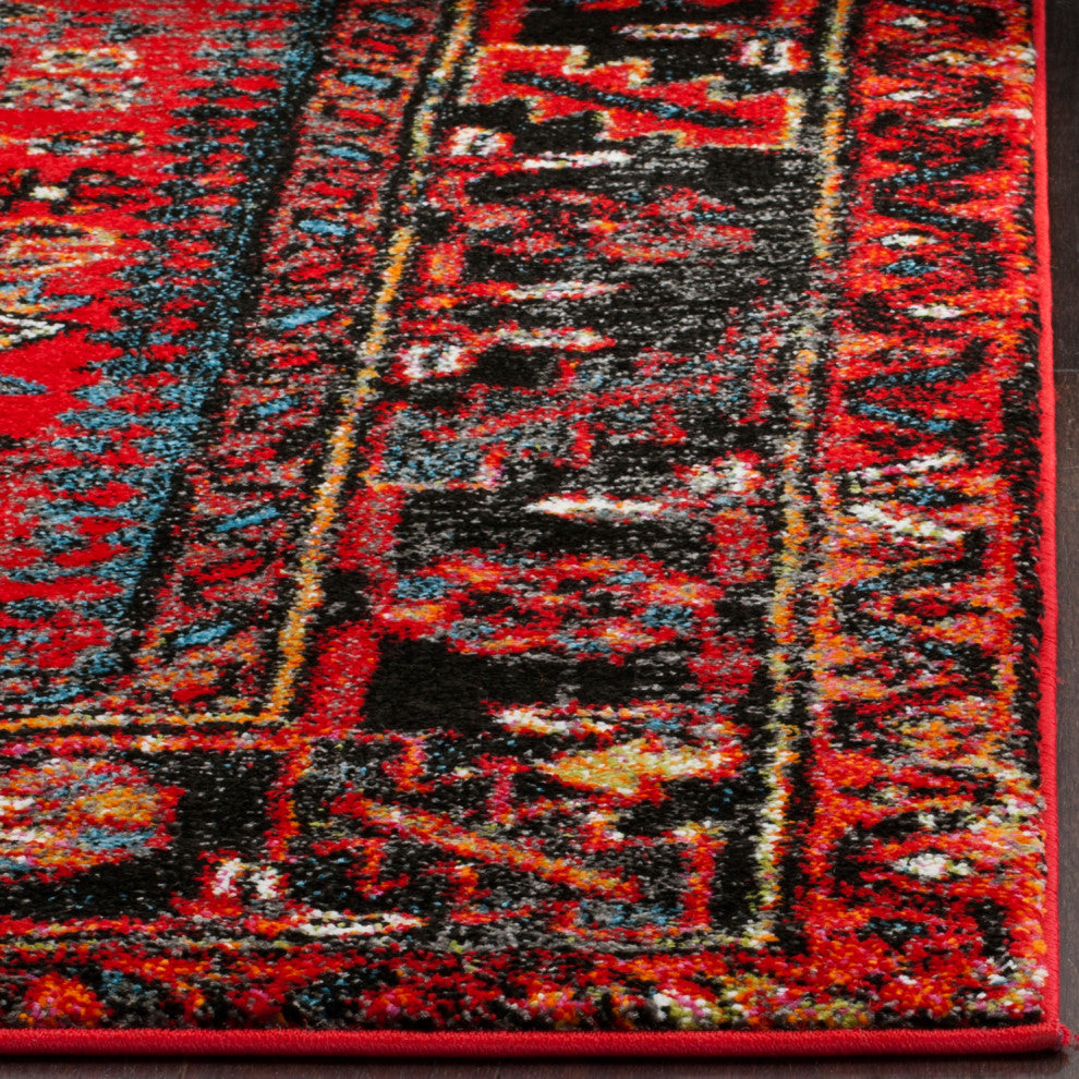 Safavieh Vintage Hamadan Colllection, VTH211 Rug, Red/Multi, 5'3"x7'6"
