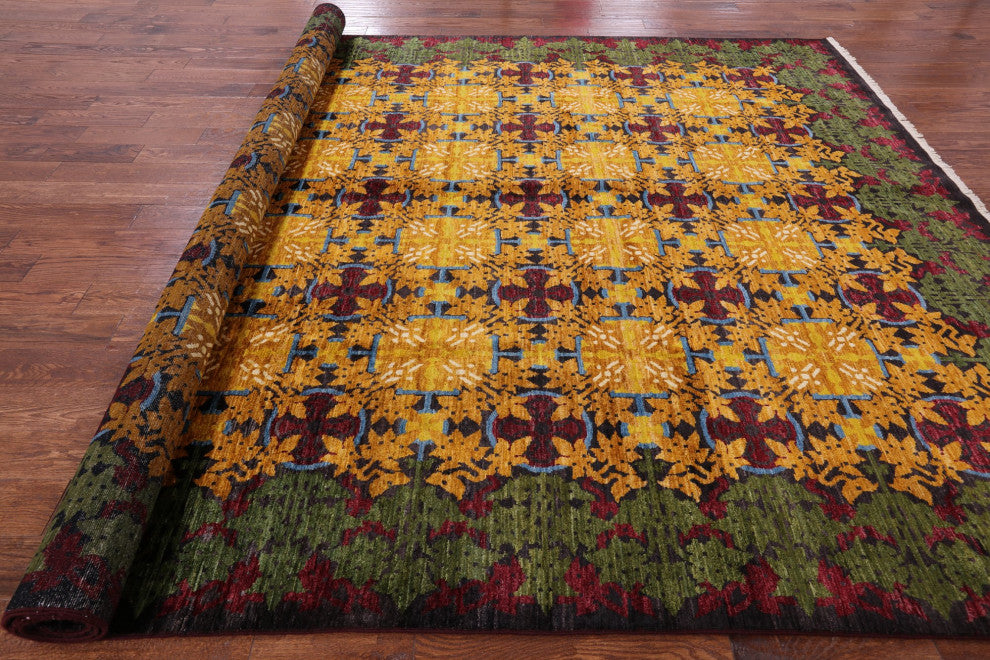 9' 1" X 11' 7" William Morris Hand-Knotted Wool Rug Q4576