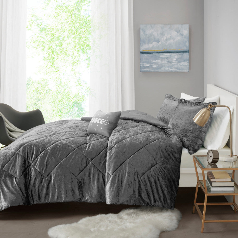 Intelligent Design Felicia Crushed Velvet 4-Piece Comforter Set
