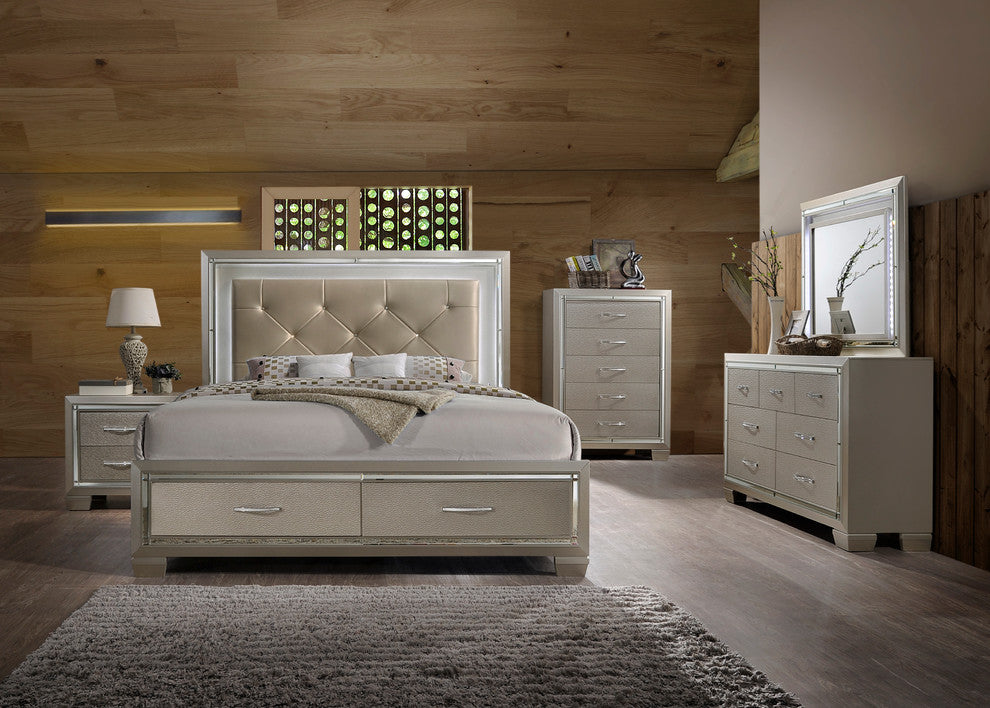 Glamour Dresser