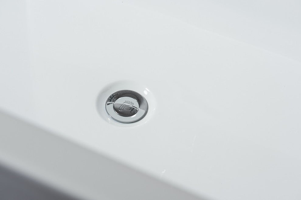 Lexora Vinter 59" Freestanding Bathtub With Chrome Drain