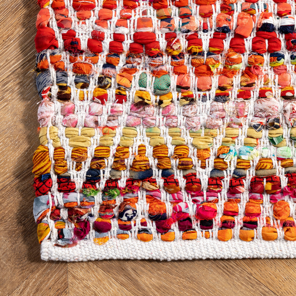 Nuloom Candy Striped Chevron Area Rug, Magenta 3'x5'