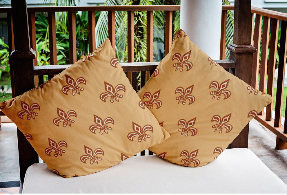 18" x 18" Fleur de Lis Indoor/Outdoor Polyester Throw Pillow, Pale Gold