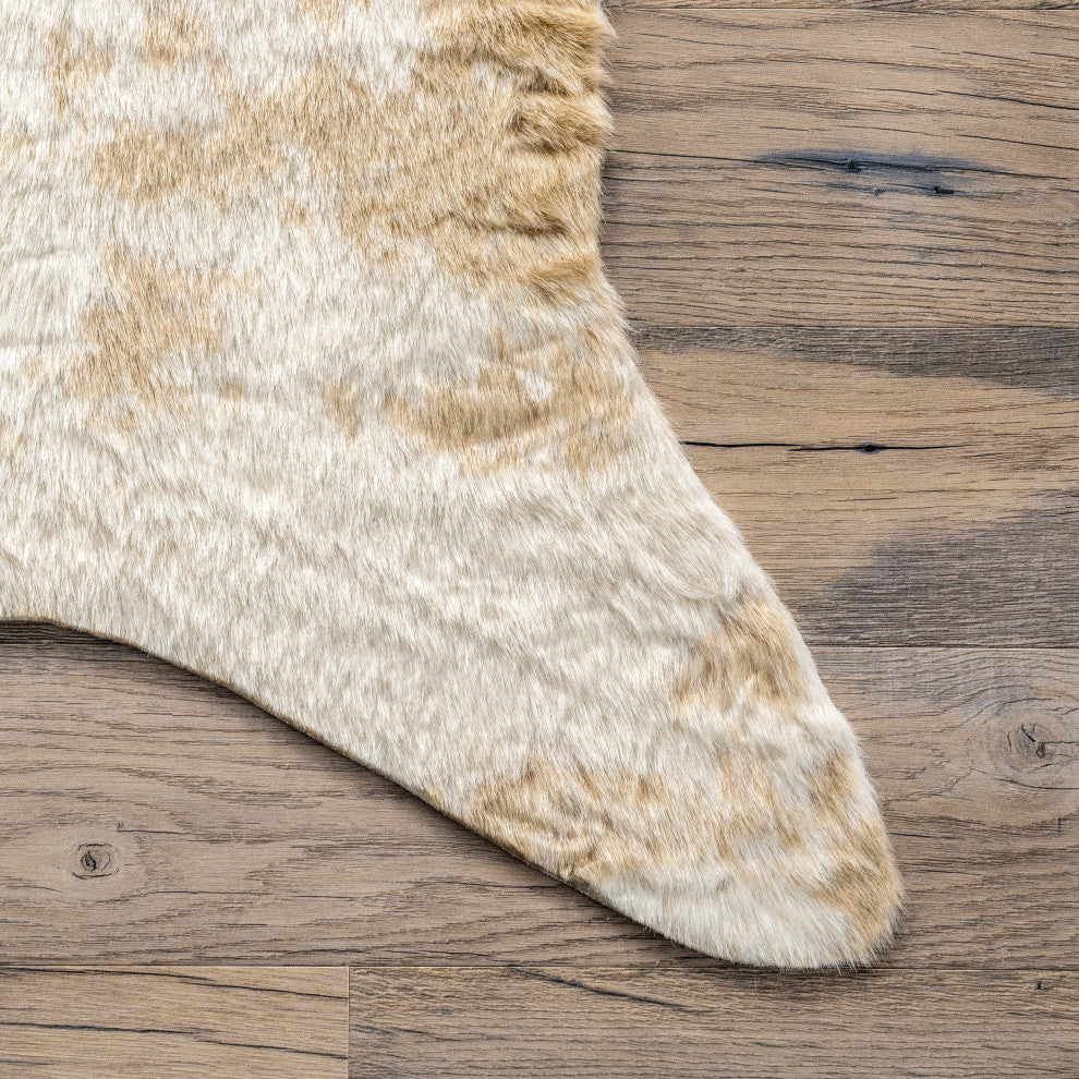 Nuloom Marcia Machine Washable Faux Cowhide Area Rug, Off White 5'9"x7'7"