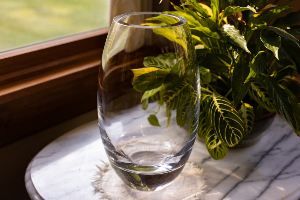 Radiant Vase 11"