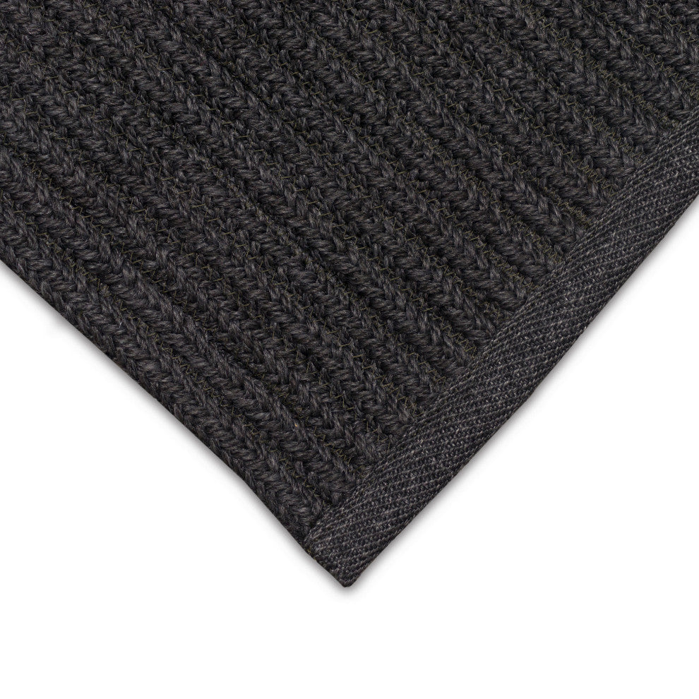 Calais Solid Indoor/Outdoor Rug, Charcoal, 2'x3'