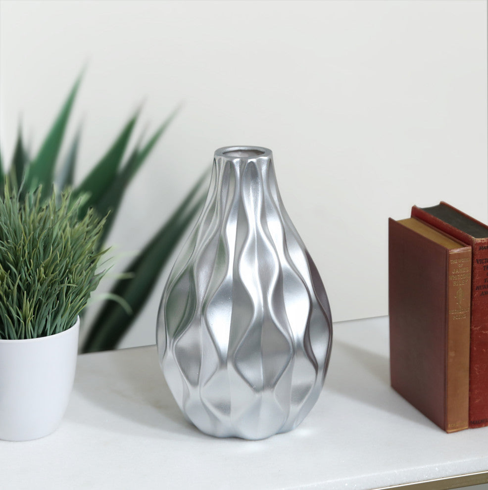 UTC21489 Ceramic Vase Matte Silver