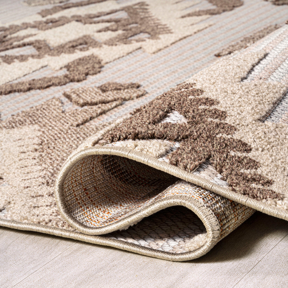 Sumak High-Low Neutral Diamond Indoor/Outdoor Area Rug, Brown/Ivory, 4x6