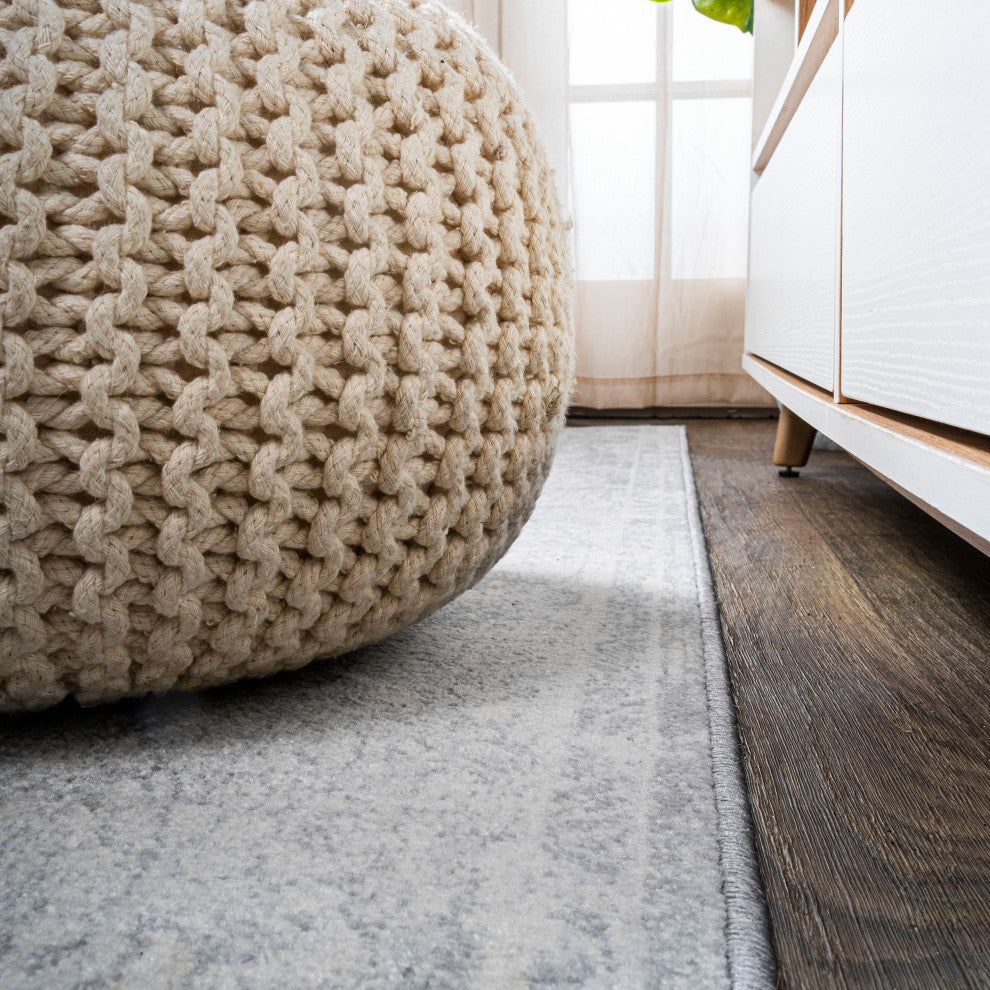 Modern Persian Medallion Gray/Ivory 5' Square Area Rug