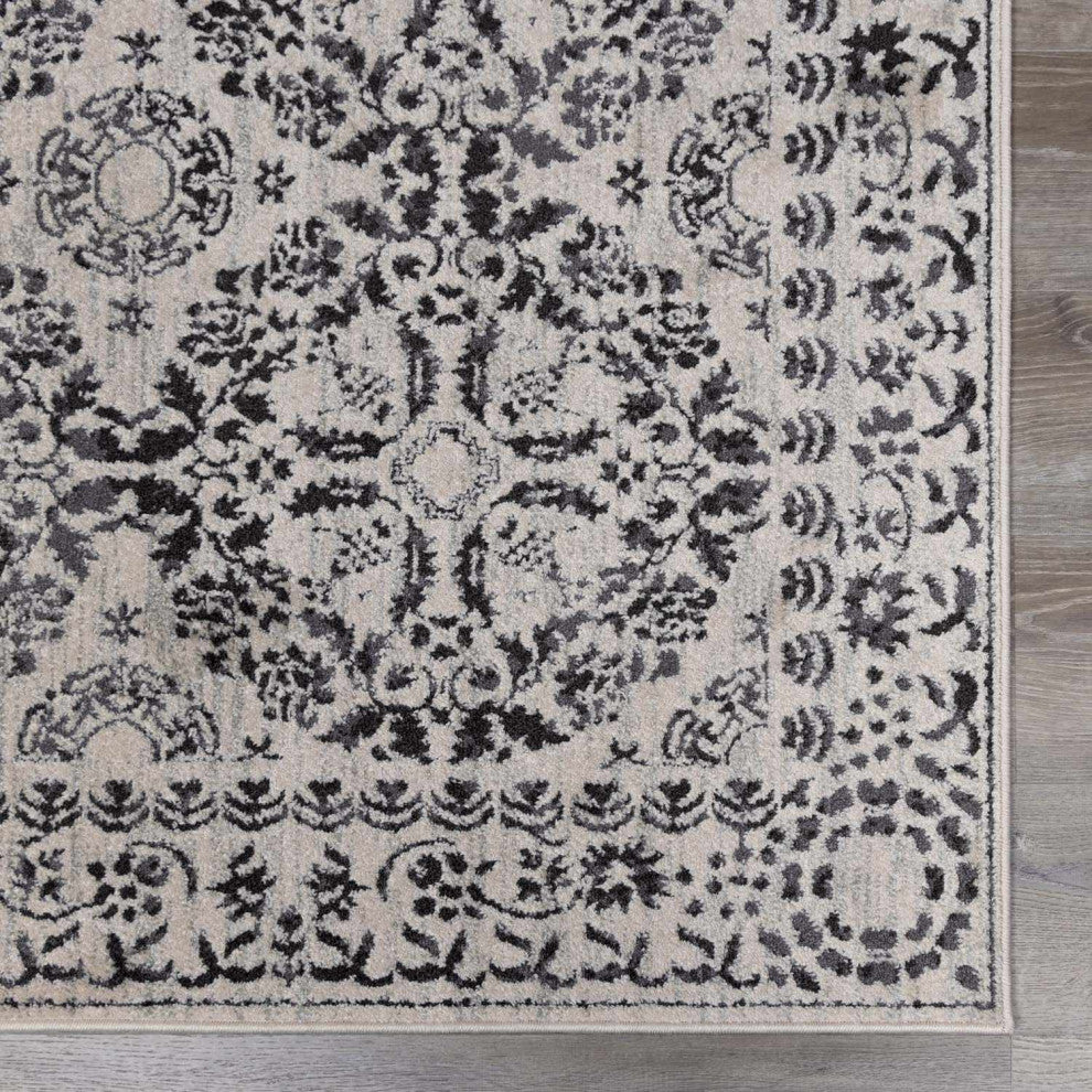 Hauteloom Megargel Area Rug, 6'7"x9' Rectangle