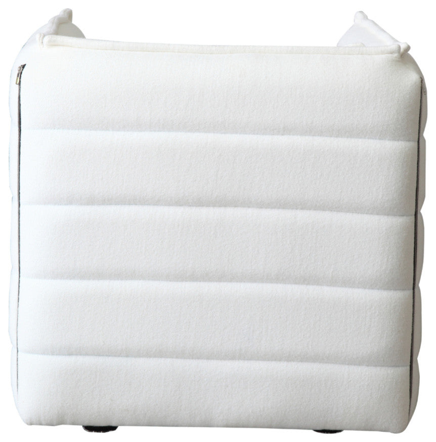 Modern Classics Sofata Chair, White