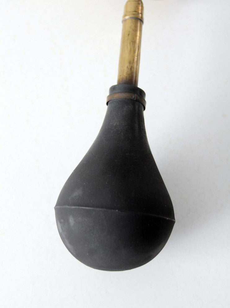 Consigned, Vintage Brass Bulb Horn