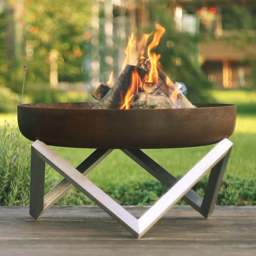 Memel Modern Outdoor Patio Steel Fire Pit, Medium