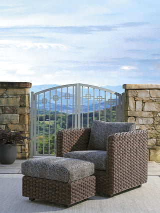 Ottoman in Fabric 768171