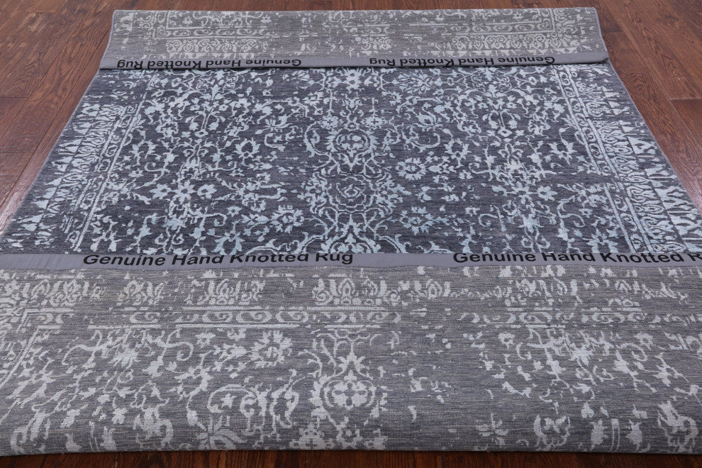 6' 1" X 9' 0" Persian Wool and Silk Hand Knotted Rug Q6285