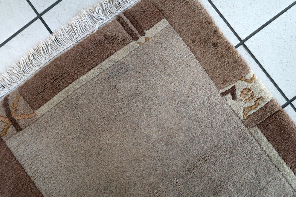 Handmade Vintage Tibetan Khaden Rug 2.4'x4.5', 74cmx139cm 1970s