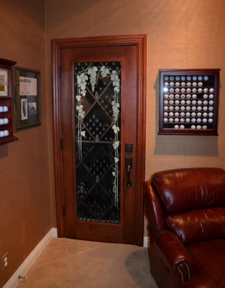 Wine Door - Vineyard Grapes Trellis - Primed - 32" x 80" - Knob on Right -...