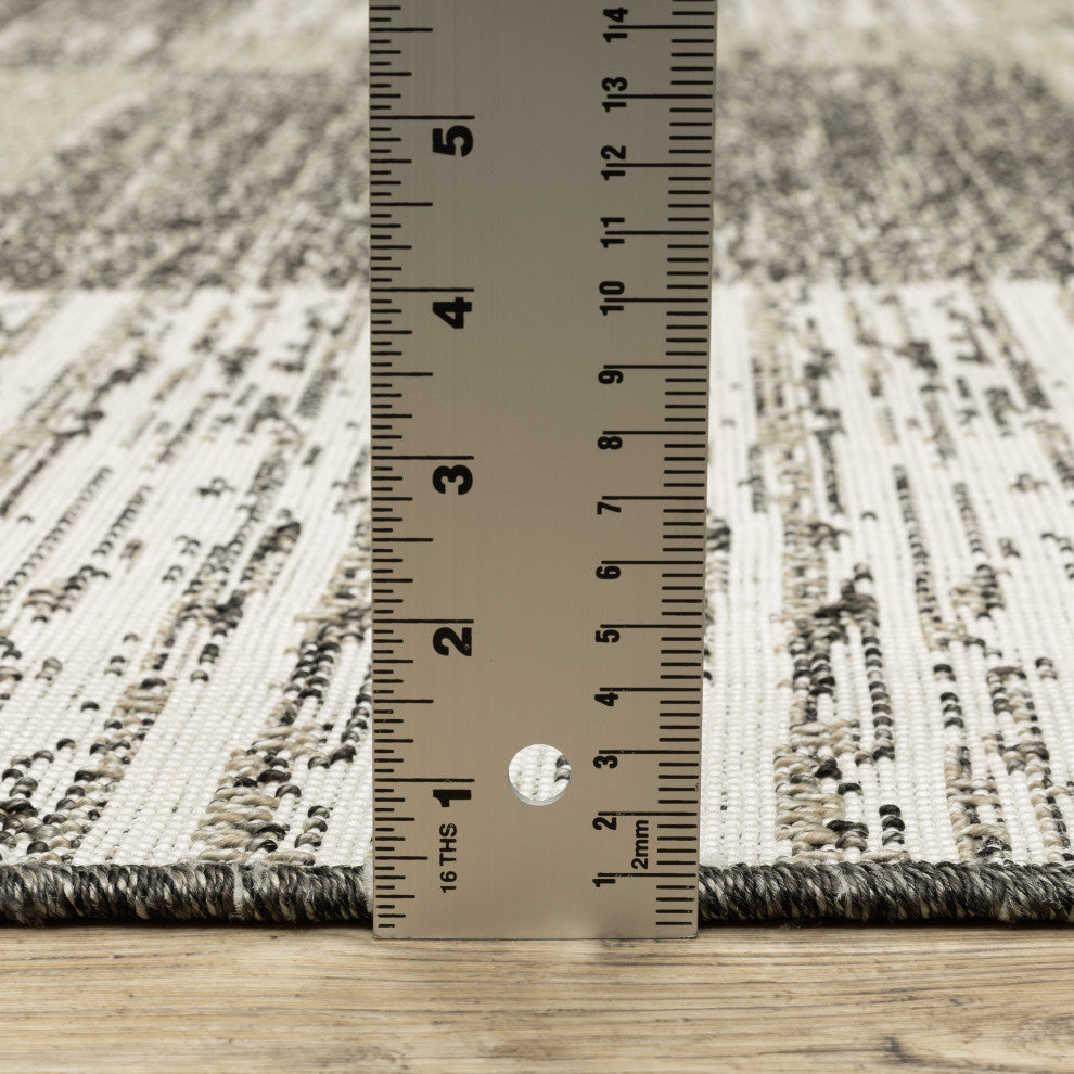 Genoa Textured Beige/ Black Flatwoven Indoor-Outdoor Area Rug 9'10" x 12'10"