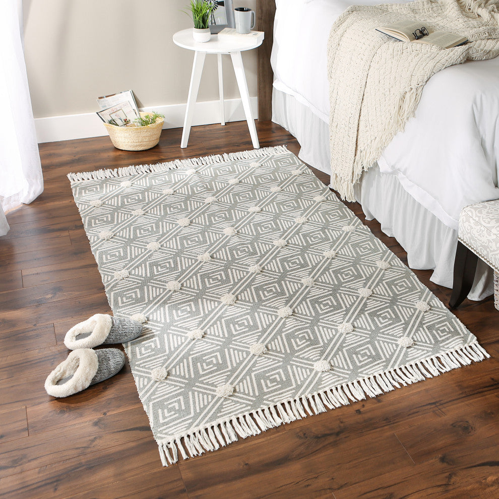 Gray Diamond Printed Off-White Hand-Loomed Shag Rug 4x6 ft.