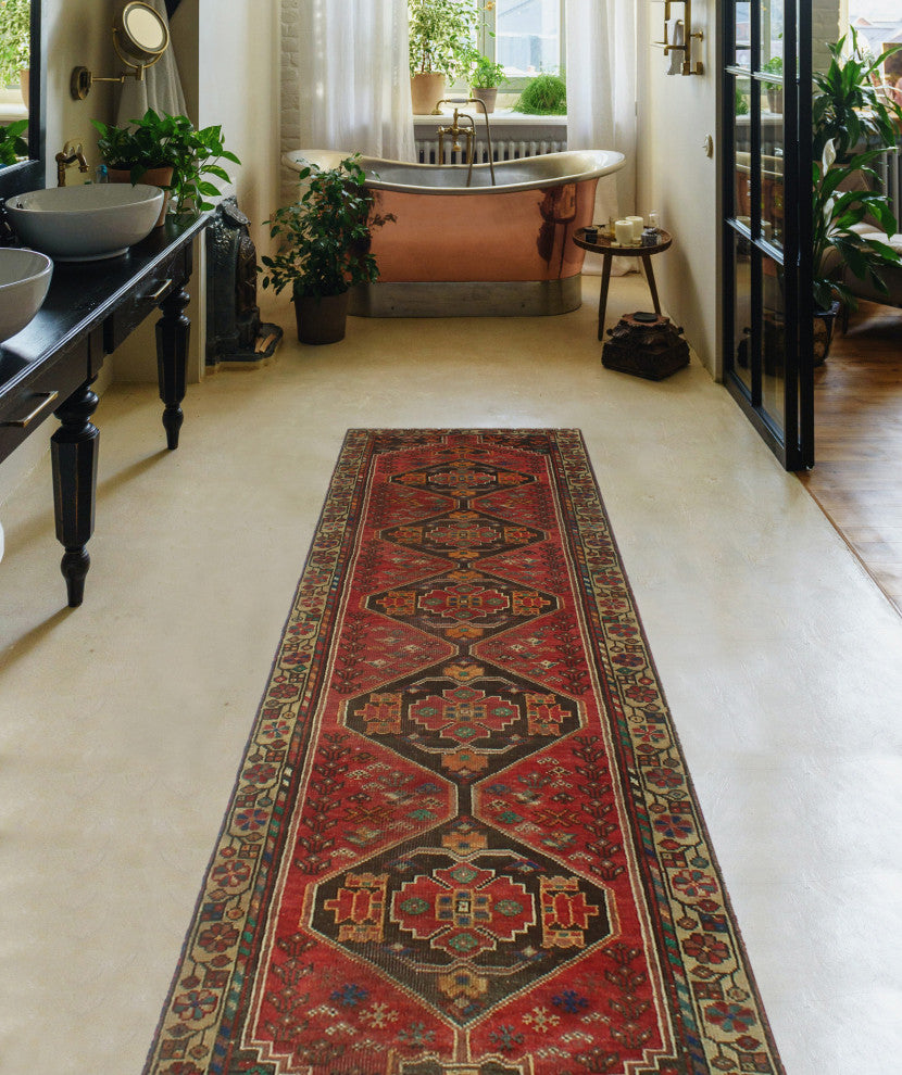 Semi-Antique Chase Red Runner