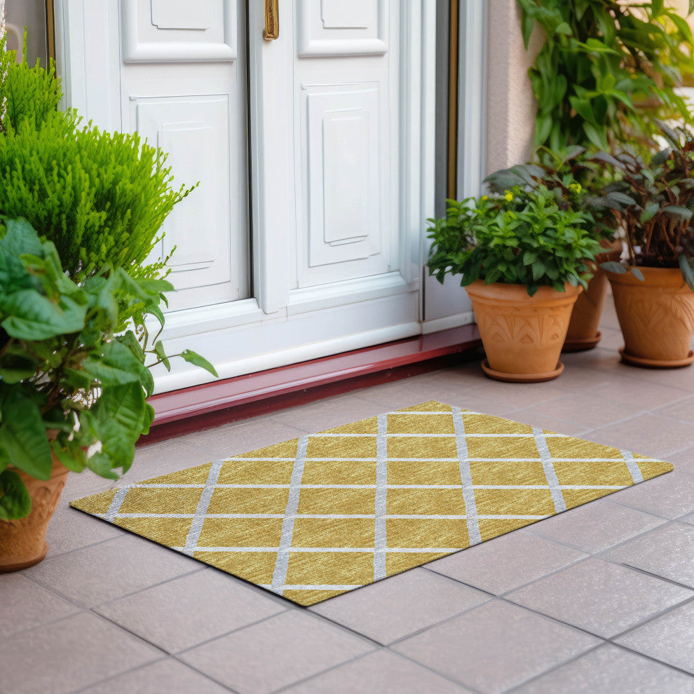 Indoor/Outdoor York YO1 Gold Machine Washable 1'8" x 2'6" Rug
