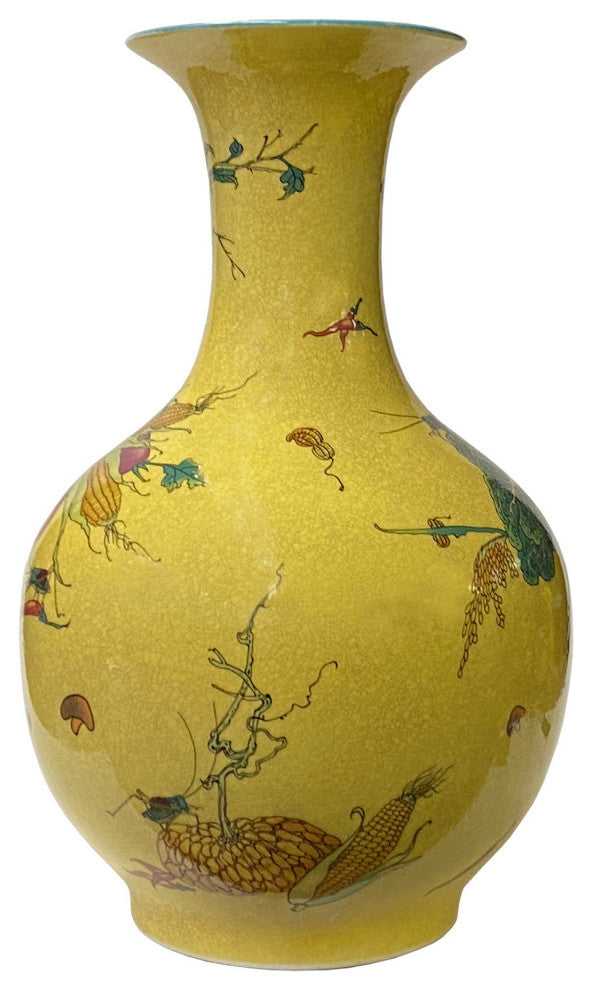 Chinese Crackle Yellow Porcelain Fruit Grasshopper Graphic Vase Hws1648