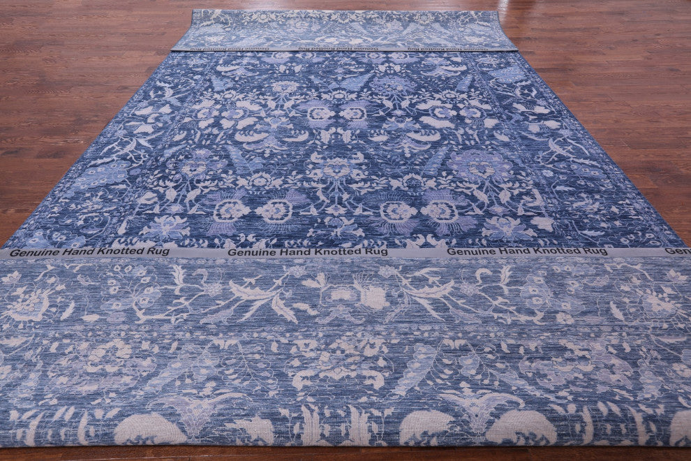 10' 0" X 20' 2" Modern Hand-Knotted Wool Rug Q9007