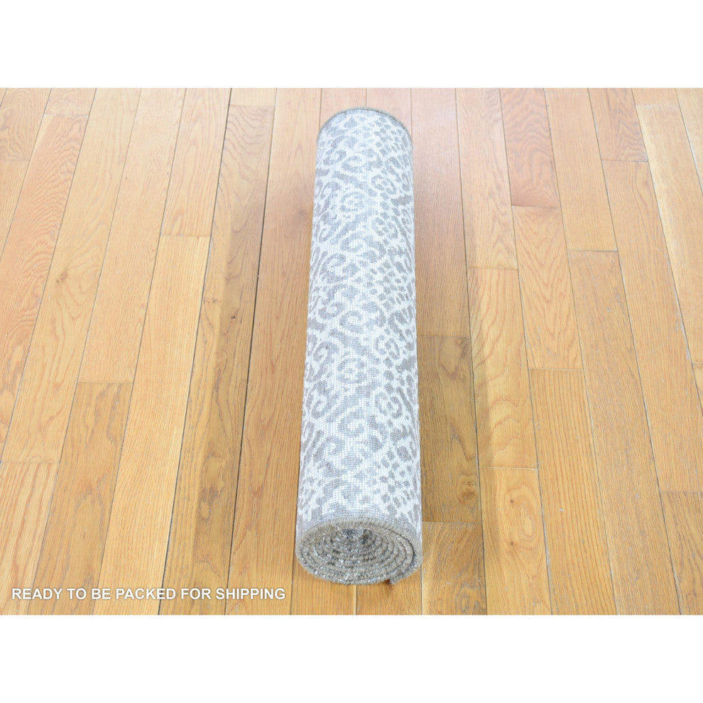 Ivory Modern Arabesque Design Hand Knotted Wool and Silk Runner Rug, 2'8"x8'2"