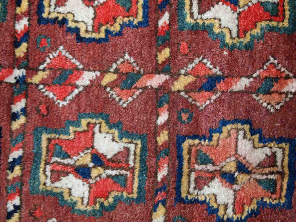 Handmade antique Persian Kurdish rug 3.9' x 7.5' (119cm x 230cm) 1920s