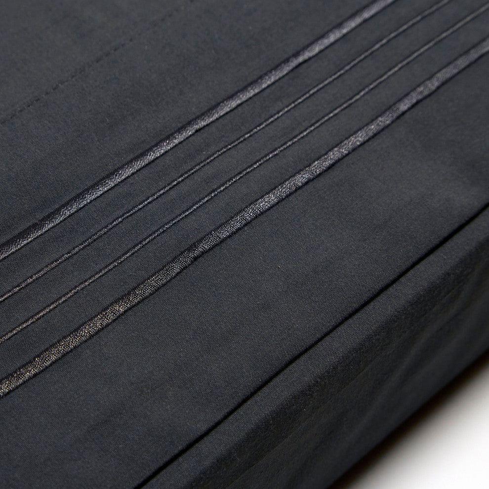 Linum Home Textiles 1800 TC Brushed Microfiber Sheet Set with 4 Line Embroidery