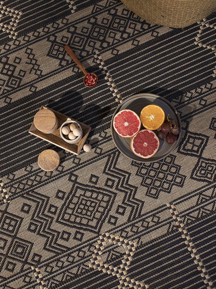 Outdoor Collection Geometric Pattern Bohemian Rug, Charcoal, 5'3"x7'6"