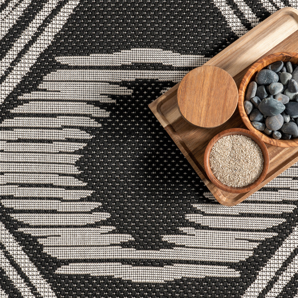 Nuloom Ranya Tribal Indoor/Outdoor Contemporary Area Rug, Black 9'6"X12'