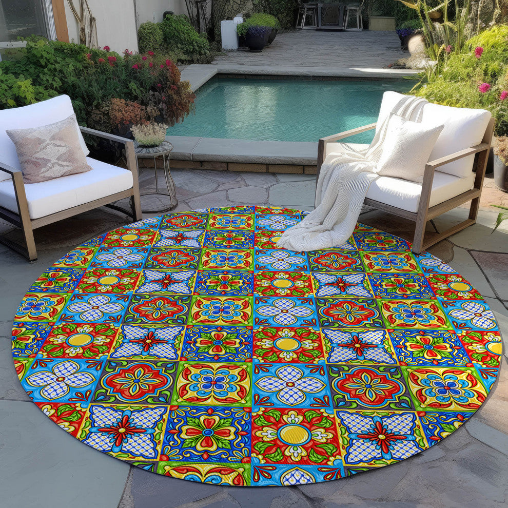 Indoor/Outdoor Kendall KE20 Multi Machine Washable 8' x 8' Round Rug