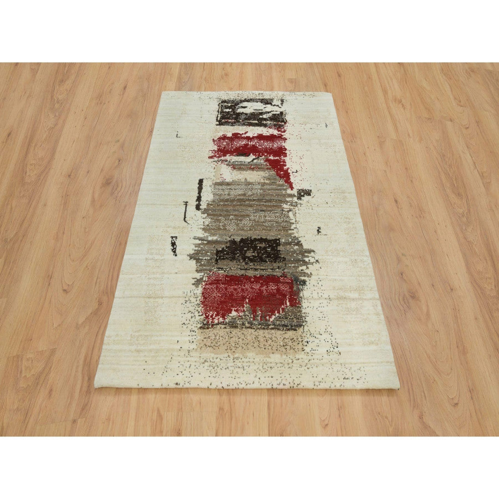 Parchment White Lori Buft Gabbeh Wool Hand Knotted Oriental Rug, 4'x6'