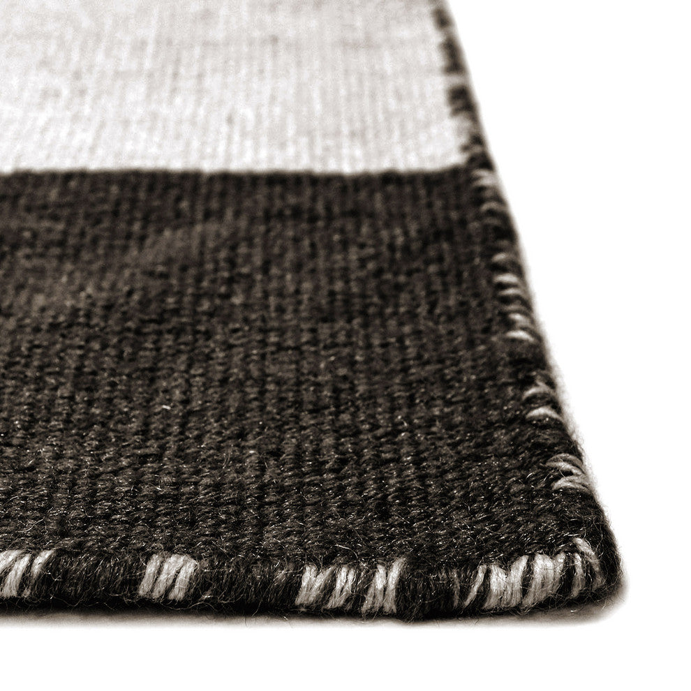 Sorrento Rugby Stripe Indoor/Outdoor Rug, Black, 8'3"x11'6"