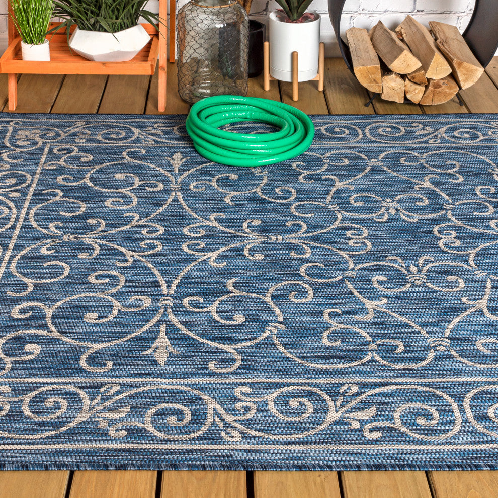 Charleston Vintage Filigree Textured Weave Indoor/Outdoor Area Rug