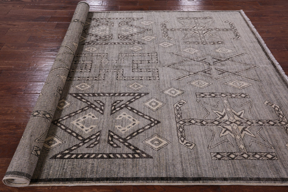 6' 6" X 9' 0" Navajo Hand Knotted Wool Area Rug Q4555