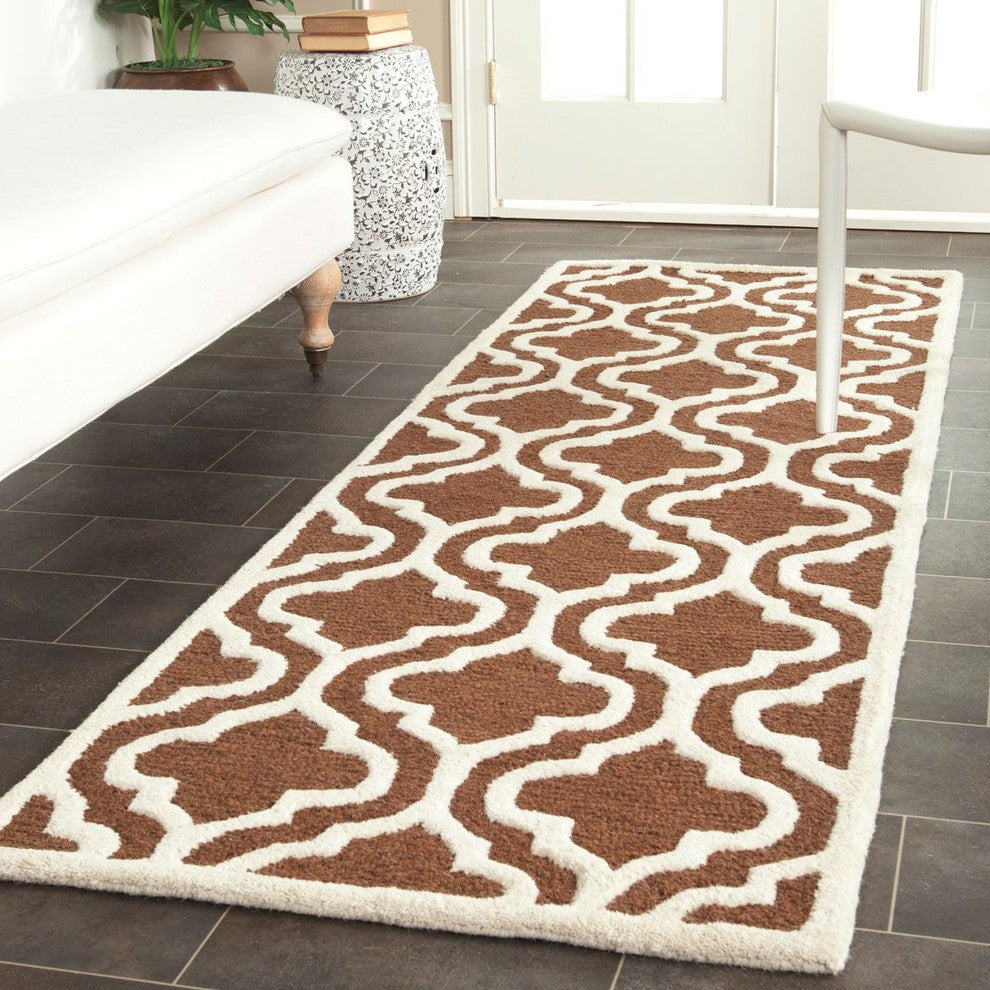 Safavieh Cambridge CAM132H 6' Square Brown Rug