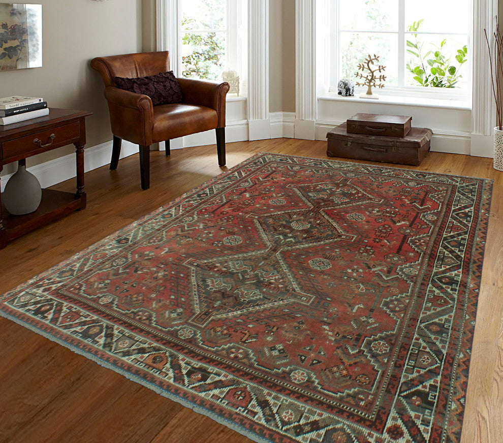 Fine Vintage Distressed Wireelam Rust Rug