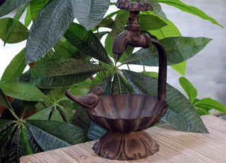 Casting Iron Bird and Water-tap Decorative Metal Soap Dish