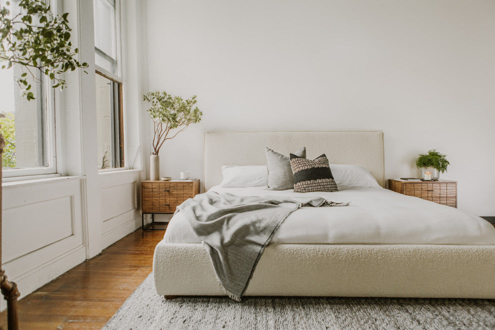 Recharge King Bed