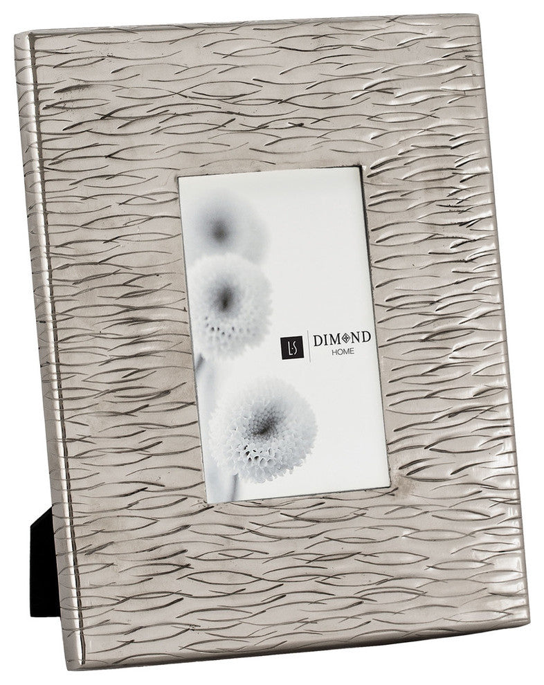 Dimond Home 8988-005 Aluminum Textured 4"x6" Photo Frame