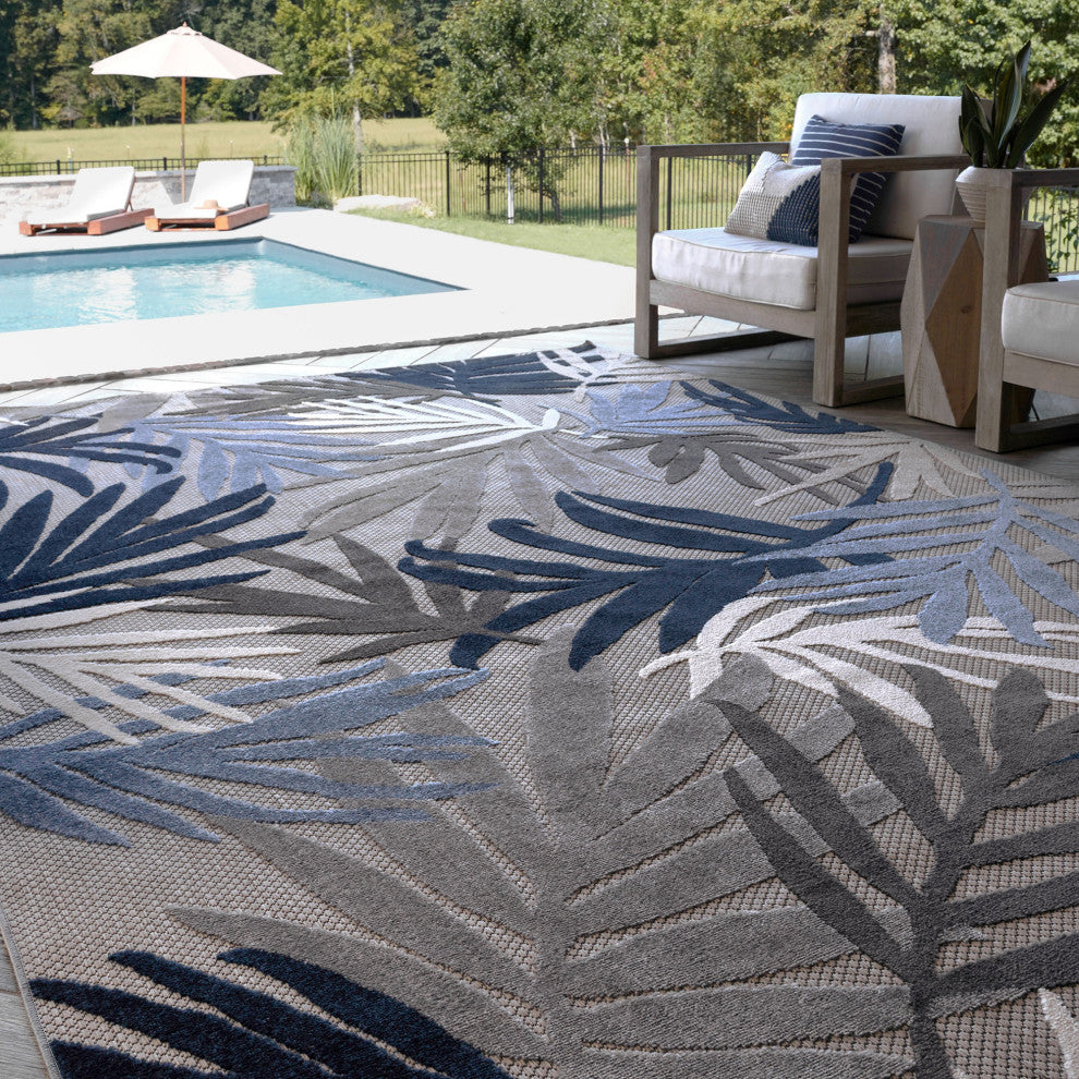 Oaks Modern Floral Area Rug, Blue & Gray, 5'3" X 7'3"