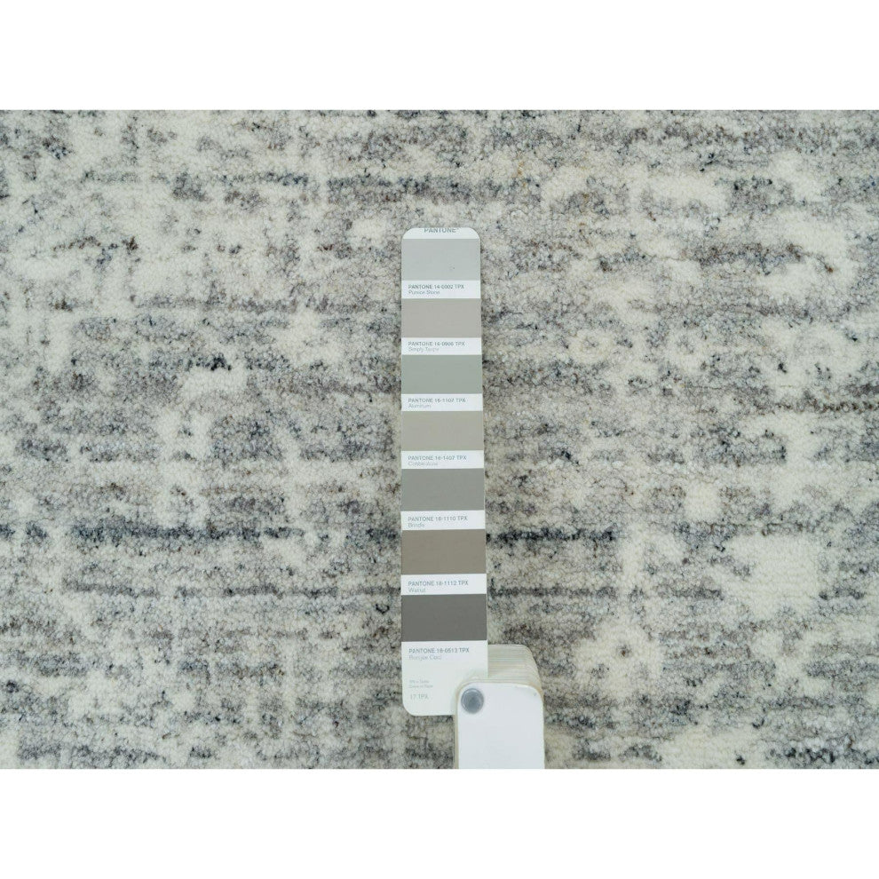 Cloudy Gray Karajeh Design 100% Wool Hand Loomed Oriental Rug, 8'11"x12'