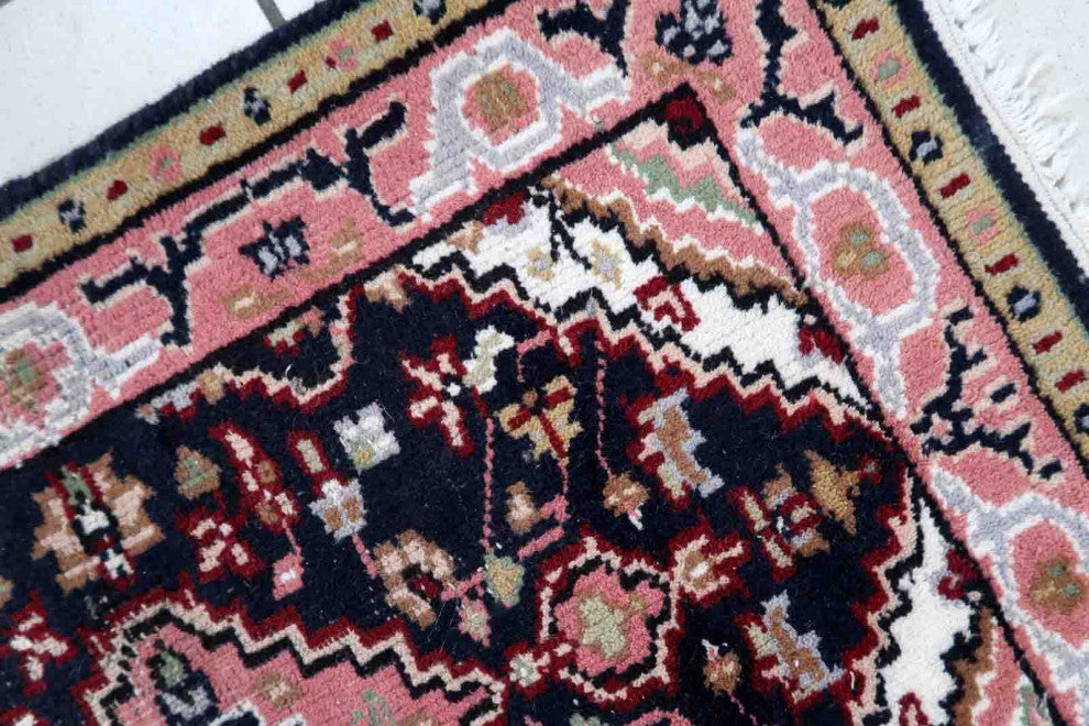 Handmade Vintage Indo-Mahal Rug 2'x2.8', 61cmx88cm 1970s