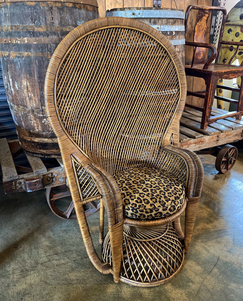 Tea Stain Perindo Peacock Wicker Chair